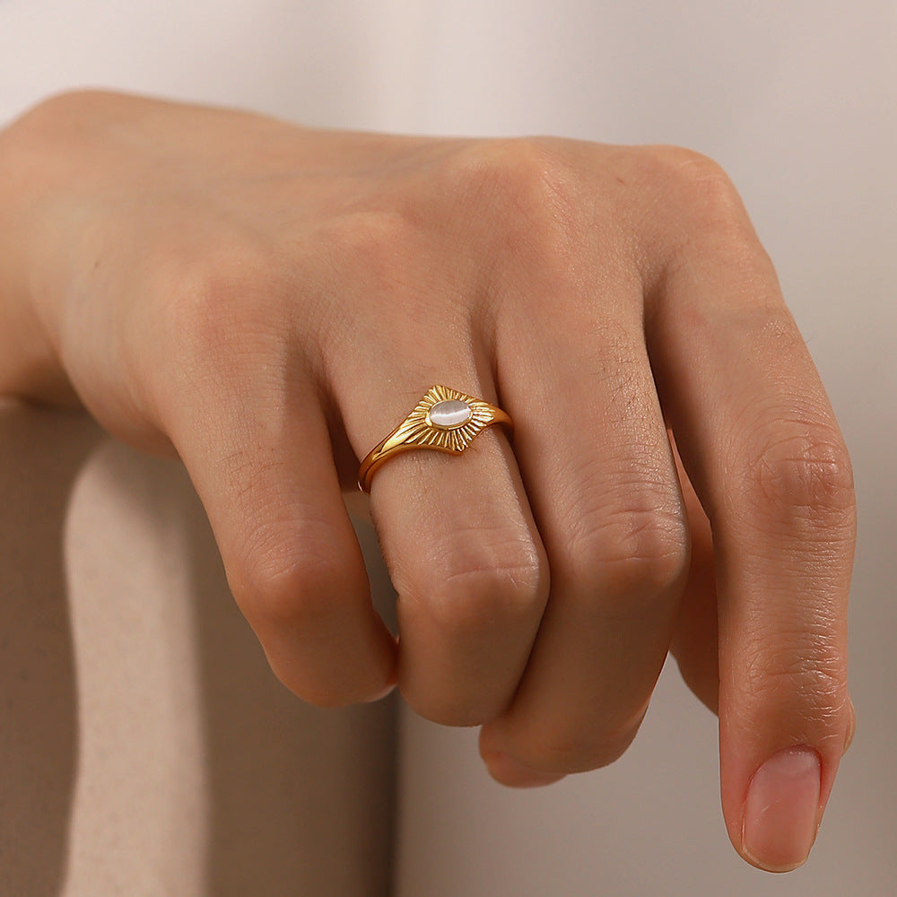 18K Gold Inlaid Blue Opal Ring – Elegant Luxury Jewelry