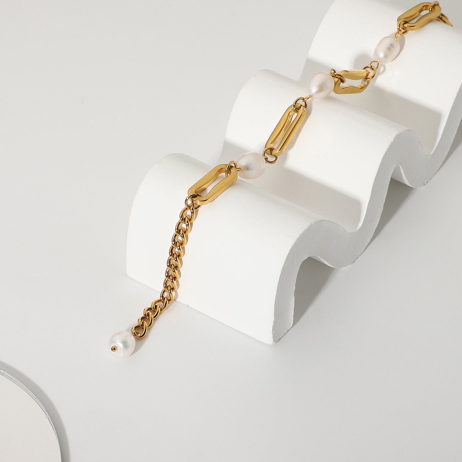 18K Gold Baroque Rectangular Chain Spacer Pearl Bracelet