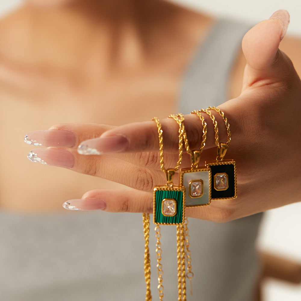 18K Gold Malachite Twist Chain Square Pendant Necklace
