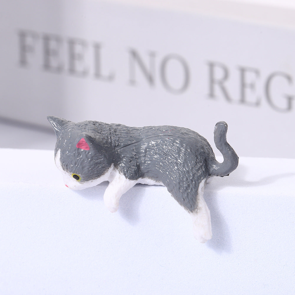 Cute Cat Figurine Mini Desk & Car Console Decoration