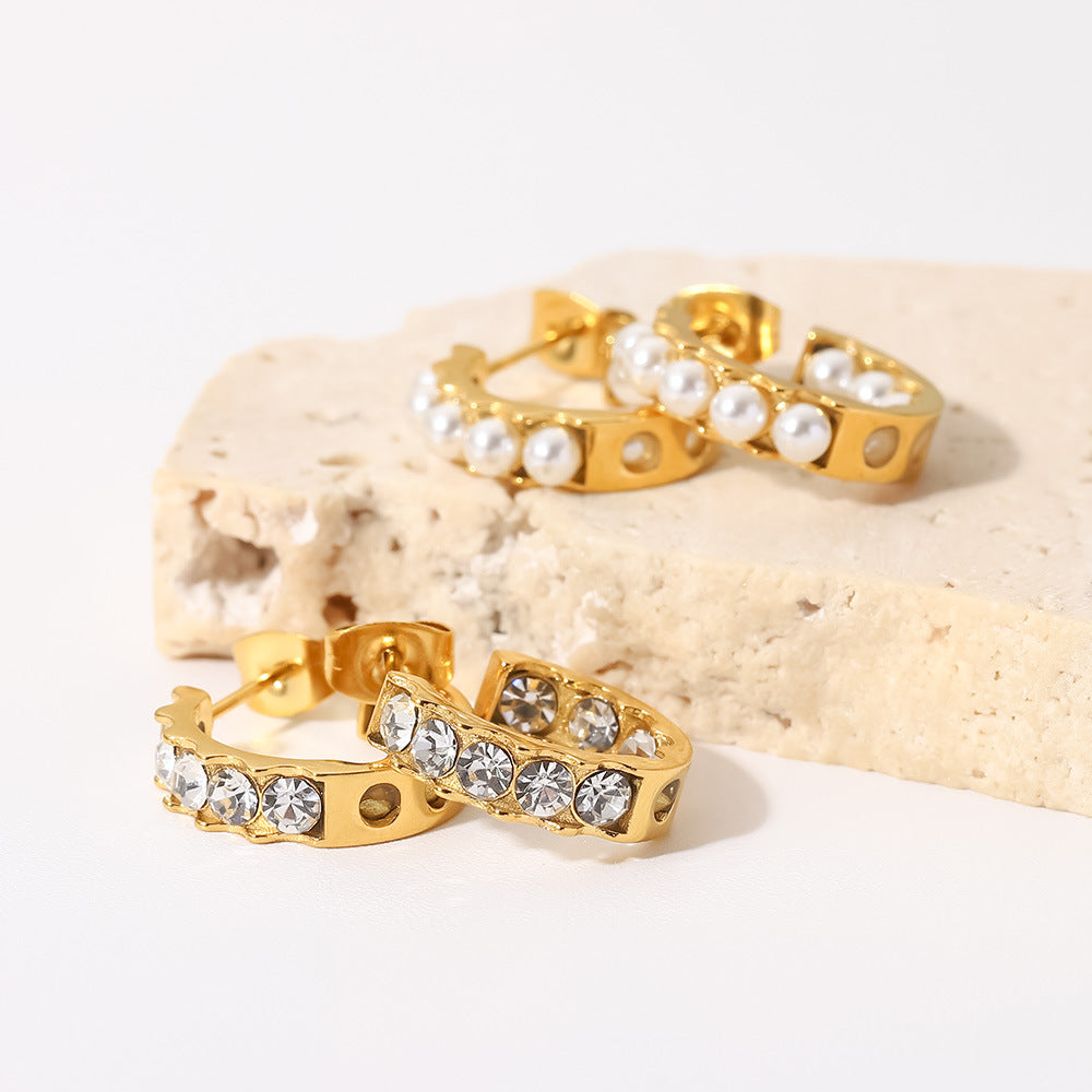 18k Gold Earrings – Elegant Luxury Jewelry for Everyday Style